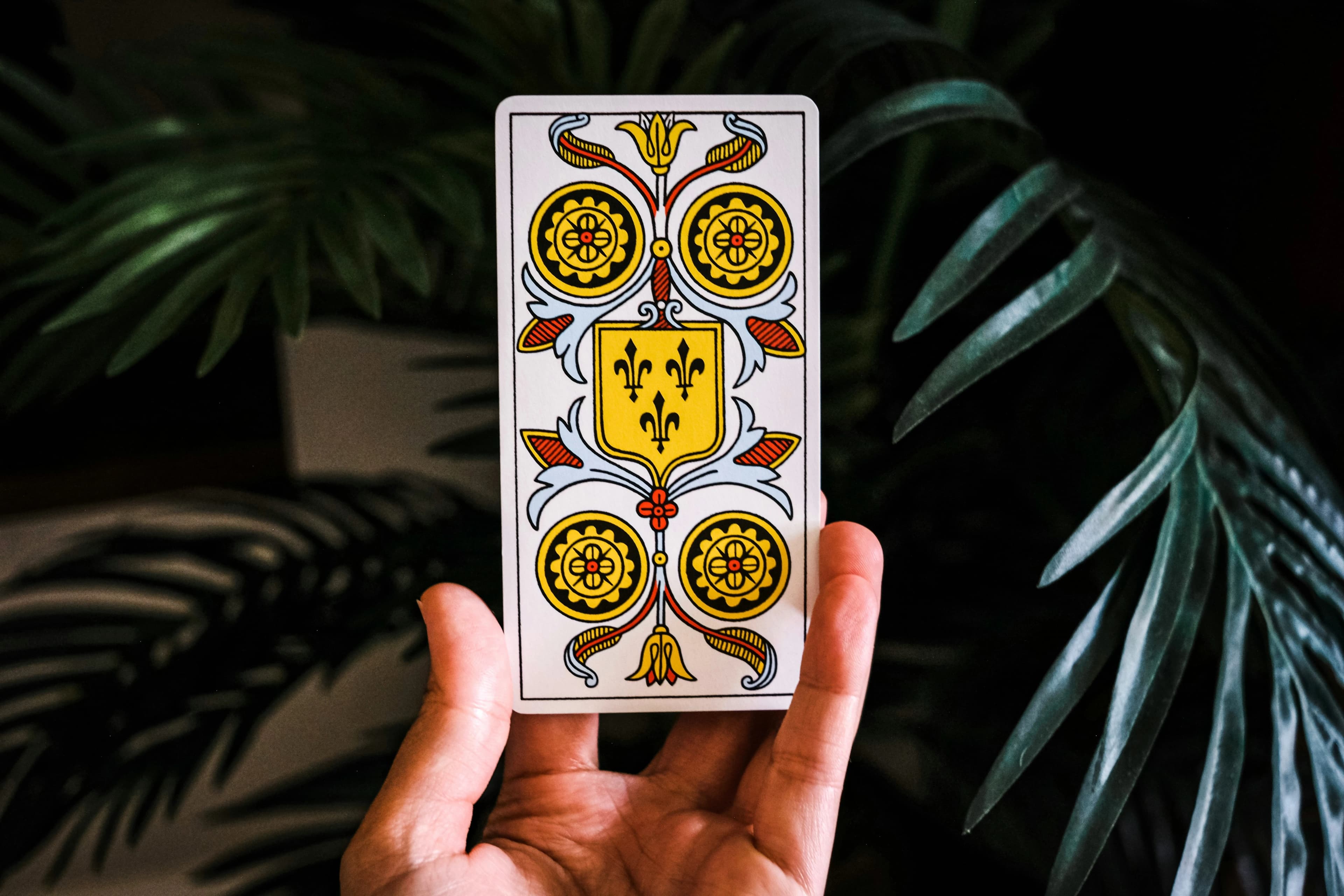 Importancia de la Intuición en el Tarot Egipcio